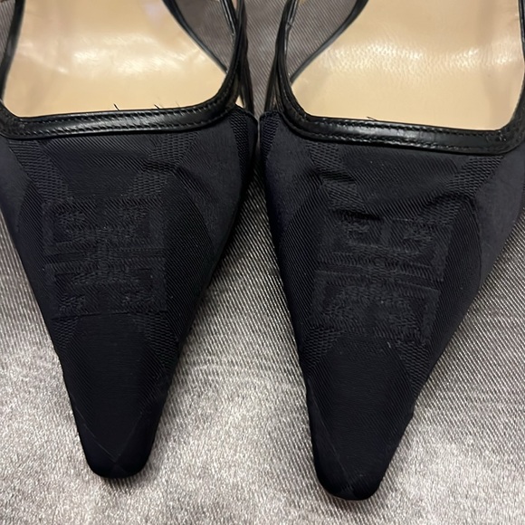GIVENCHY Logo Black Pointed Toe Kitten Heels Size 37 - Picture 14 of 14